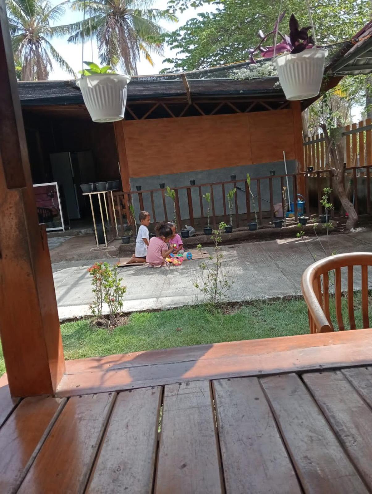 Blue Moon Meno Hotel Gili Meno Eksteriør billede